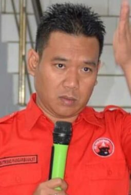 Kader Partai PDI Perjuangan “Menolak Penghianat Menjadi Ketua Partai
