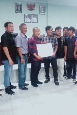 Respons Tuntutan Mahasiswa, DPRD Pematangsiantar Siap Teruskan Aspirasi ke Pemerintah Pusat