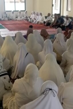 Majelis Ta’lim A’Syariah Dan Majelis Ta’lim Khairunnisa Gelar Zikir, Tausyiah Dii Mesjid Raya Taqwa Parapat