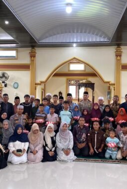 Sambut Ramadhan 1447 H, Mahasiswa Ranto Baek Santuni 33 Anak Yatim di Muara Bangko