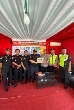 Ketua Senkom Sumut Kunjungi Pos Pengamanan Alun-Alun Sergai