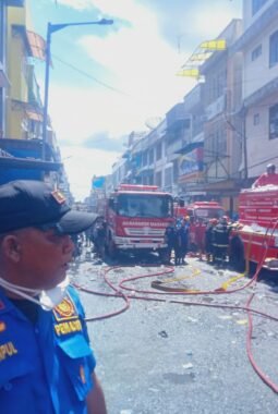 Toko Sepatu di Jalan Thamrin Siantar Terbakar