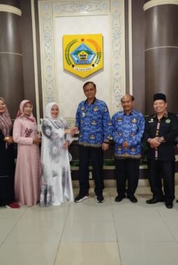 Wakil Bupati Pakpak Bharat Terima Audensi Majalis Taklim Zikit Al- Haura Sumut