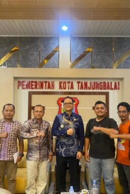 Wawako Tanjungbalai Terima Audiensi Forwakum