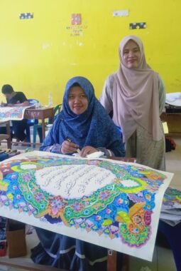Ahli Kaligrafi Rina Habibah Usul MTQ 2027 Harus Ada Lomba Kaligrafi Digital