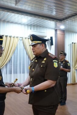 Kajati Sumut Lantik Muhammad Junaidi sebagai Kajari Padang Lawas Utara