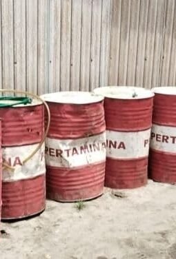 Rumah Karyawan PTPN IV Pabatu di Sergai Diduga Dijadikan Tempat Penimbunan Solar