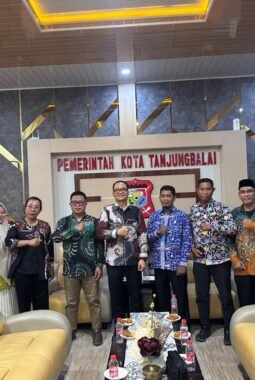 Sejarah Cermin Bangsa. Wawako Tanjungbalai Apresiasi Kiprah AGSI