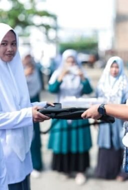 1.036 Paket Bantuan Alat Tulis dan Tas Disalurkan ke Siswa Muhammadiyah Sei Rampah
