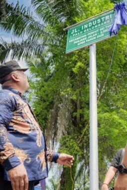 Bupati Deli Serdang Resmikan Lebih dari 18,4 Km Jalan di Percut Sei Tuan