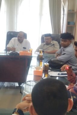 DPRD Langkat Gelar RDP Bersama PERMADA Panggil Manager PLN ULP Tanjung Pura
