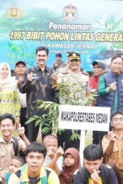 Pemkab Deli Serdang Dukung Pelestarian Lingkungan Penanaman 1.997 Bibit Pohon Lintas Generasi di Percut Sei Tuan