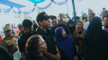 Rico Waas Siapkan 26 Truk dan 151 Becak Motor Pengangkut Sampah