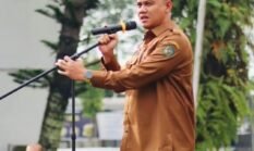 Kadinas SDABMBK Medan Pimpin Apel Gabungan, Tekankan Disiplin dan Kejar Target Akhir Tahun