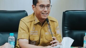 Rico Waas Bakal Evaluasi Pengurusan PBG di Dinas PKPCKTR