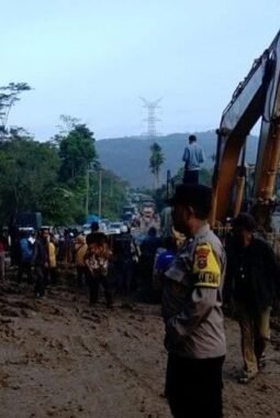 Jalinsum Sipirok-Tarutung Belum Bisa Dilalui, Pengendara Diminta Cari Jalur Alternatif