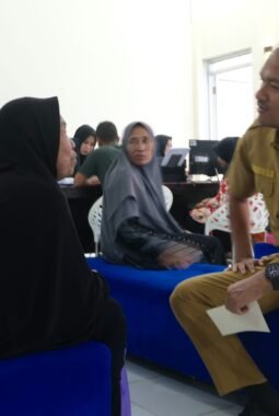 Sidak Ke Dinas Dukcapil, Wali Kota Tanjungbalai Minta Kualitas Pelayanan Publik Ditingkatkan