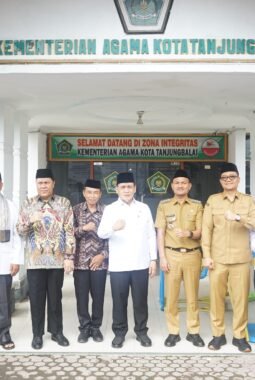 Usai Lantik Fahmi Ummi, Wamenag RI Tinjau Kantor Kemenag Tanjungbalai, Janji Perbaiki Sarpras